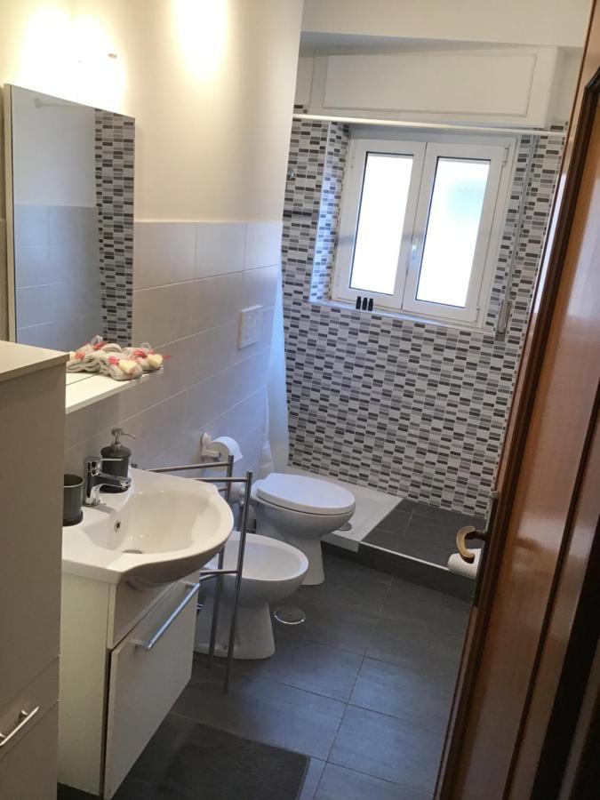A Casa Di Maria Apartment โรม ภายนอก รูปภาพ